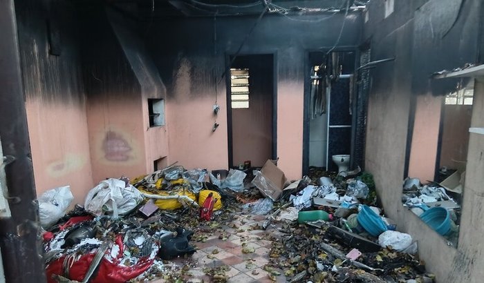 MINHA CASA FOI DESTRUIDA NUM INCÊNDIO, ME AJUDE A RECONSTRUIR!