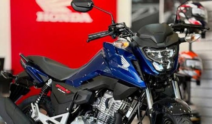 Moto para trabalhar.