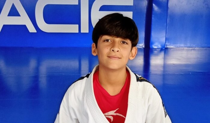 Ajude o Miguel a continuar seu sonho no jiu-jitsu 🥋❤️".