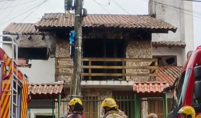 Recuperação após incêndio em casa