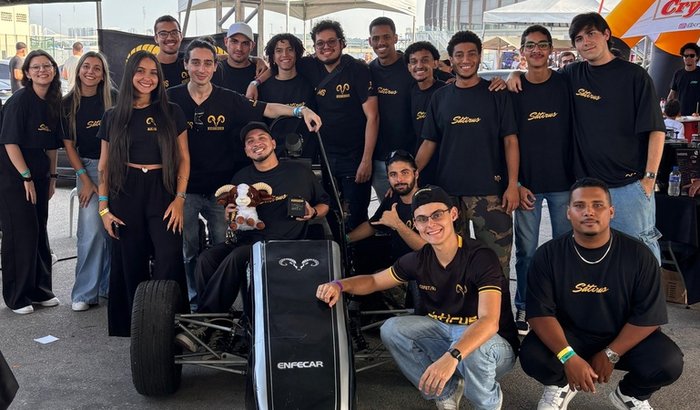 Ajude a Equipe Sátirus a comprar o Capacete para a Competição