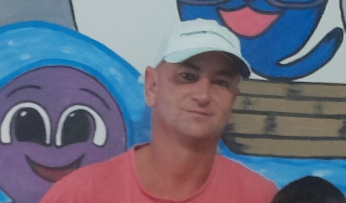 Ajudar o Igor a comprar uma moto legalizado para continuar a trabalhar com a reciclagem