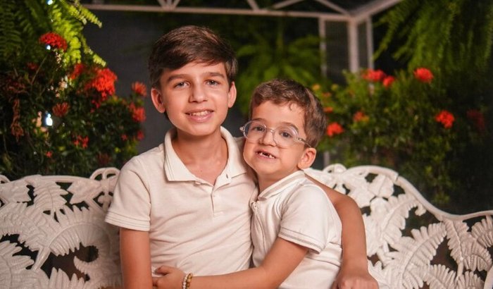 Cura para Pedro e Tiago