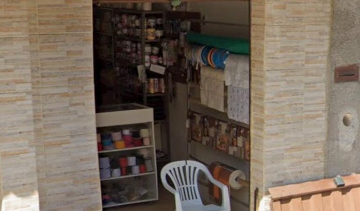 Ajude um idoso com seu tratamento e manter sua loja