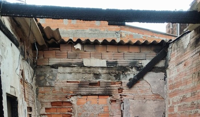 reconstrução do Ateliê Encantaria Criativa