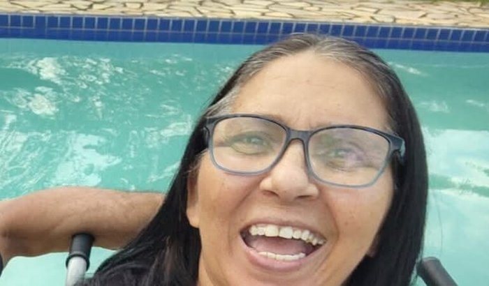 Ajuda para o tratamento da Antônia