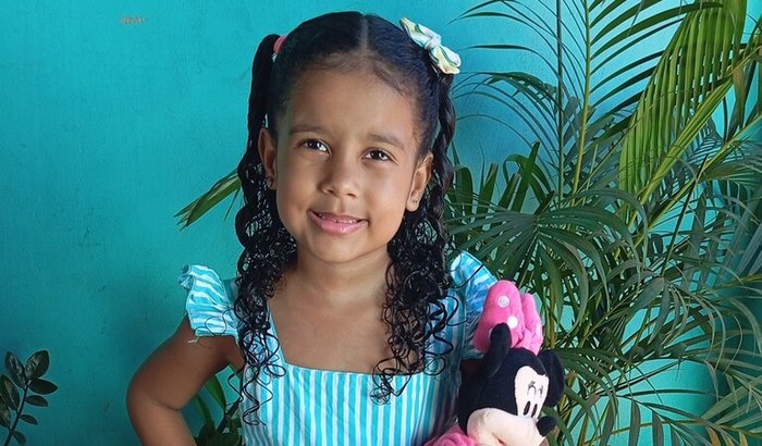 Ajuda com a cirurgia Adenóide da Helena.