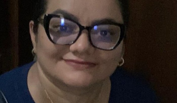 Ajude a Ureana a realizar sua cirurgia de tireoide urgente