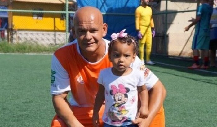 Vamos ajudar o Tinho