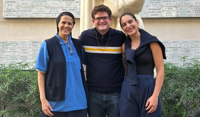 Casamento Larissa e Carlos: Doação para as Filhas de Caridade