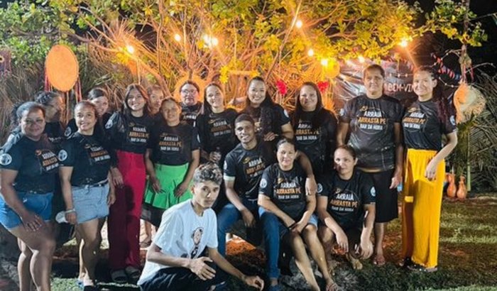 Arraiá arrasta Pé Bar da Hora