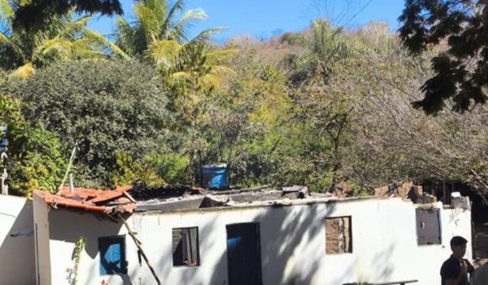 Ajude Dona Lourdes e Seu Domingos a reconstruírem seu lar