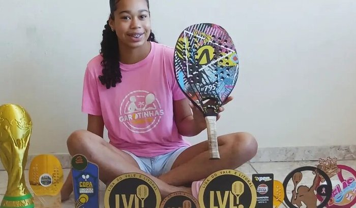 Ajuda pra compra uma raquete Jullia Raquel