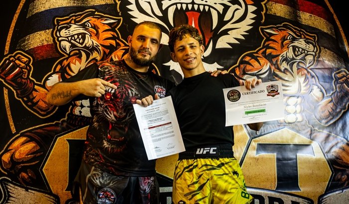 Me ajude a representar o Brasil no Pan-Americano de Muay Thai