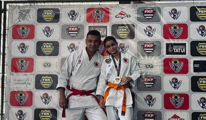 Ajude pai e filha - Campeonato Brasileiro de Karatê! 🥋✨