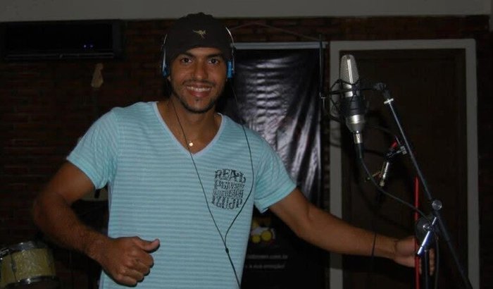 Violão Elétrico + 2 Projetos de Audiovisual