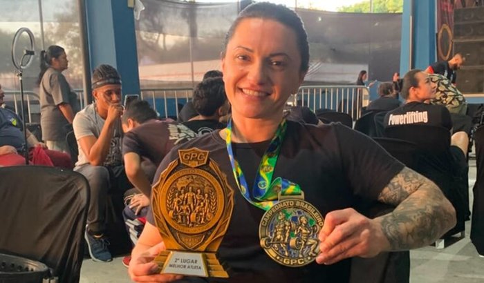 Apoio a atleta pro Mundial de powerlifting na Polonia