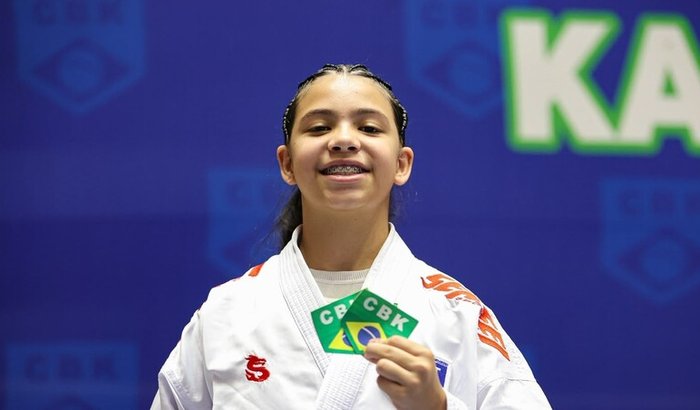 AJUDE A ELIZA A REPRESENTAR NOSSO PAIS NO PANAMERICANO