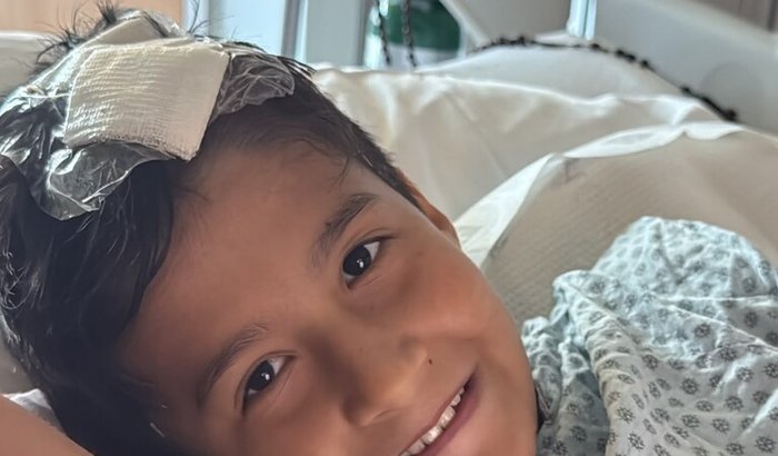 Ajude o Nicolas em sua recuperação após uma hemorragia cerebral