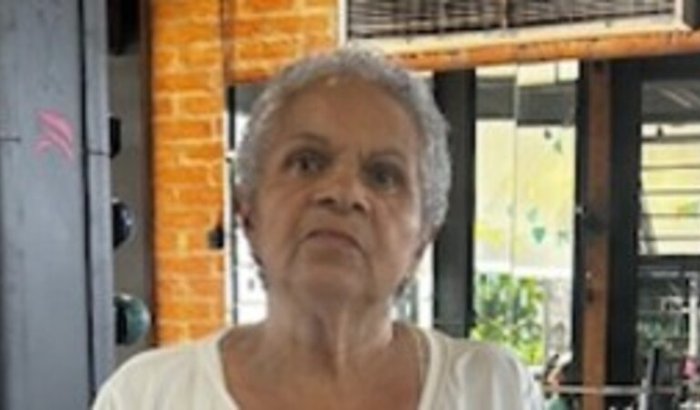 Ajude Dona Cida a ter um novo joelho