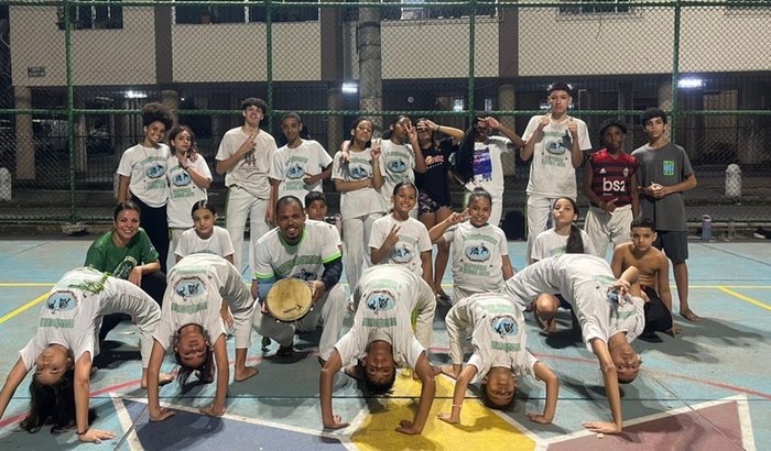 Capoeira Ramos praça do iapetec