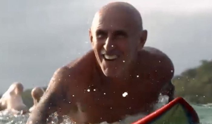 Uma onda de força pelo Almir Salazar 🏄♂️