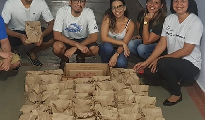 Engenheiros Sem Fronteiras Contribuindo com o Albergue Noturno 