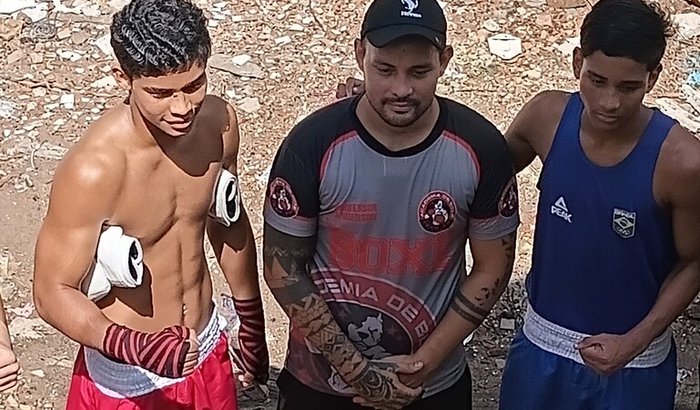 Preciso chegar ao chile para um campeonato