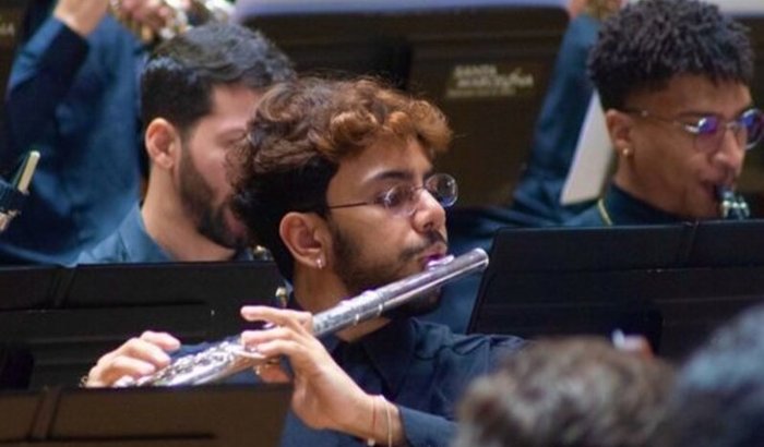 Me ajude nessa nova etapa na musica.