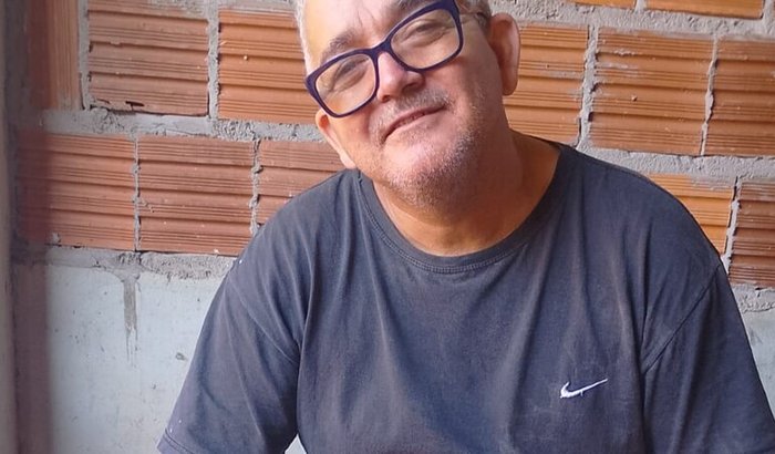 Para ajudar no tratamento do cancer do Pastor Eliezer