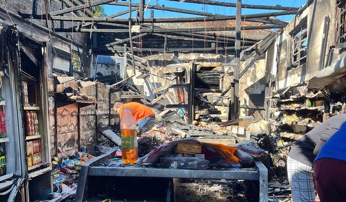 Ajuda na reconstrução do Mercado Cargnelutti