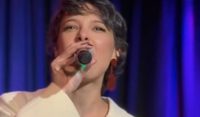 Ajude a Sarah a recuperar seus instrumentos de trabalho 🎶