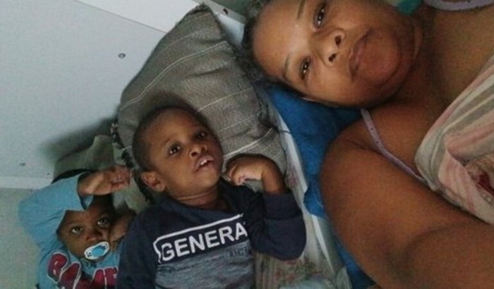 Mãe solteira de gêmeos c/ desvio na lombar, ajude os meninos,