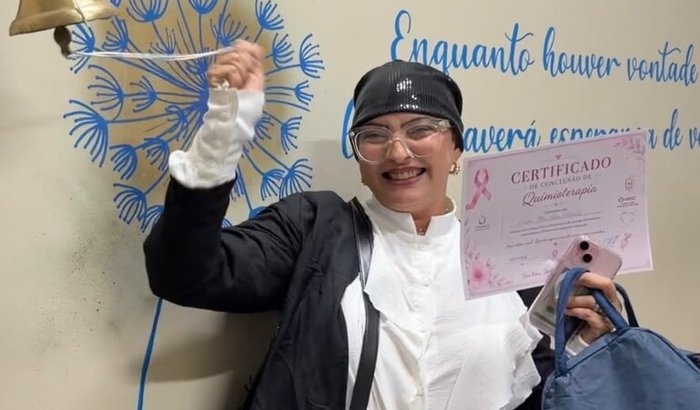 Ajude a Cecília a continuar seu tratamento contra o câncer