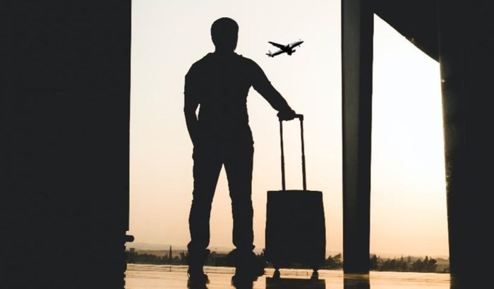 💙 Ajude o Eli a visitar sua família em Manaus! ✈️