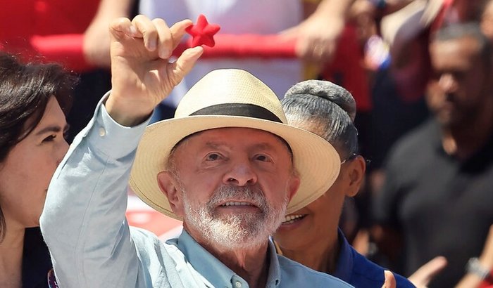 Ajude 3 pessoas de Canoa Quebrada a irem votar no Lula