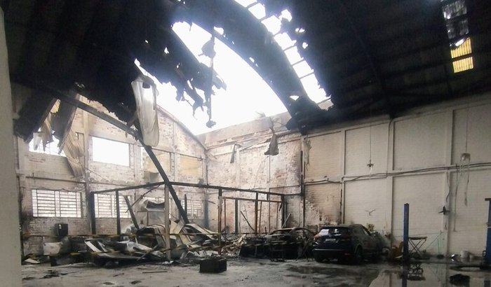 🙏🏻Vamos reconstruir a nossa oficina após um incêndio