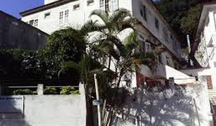 AEOB - Campanha obra reparo desmoronamento