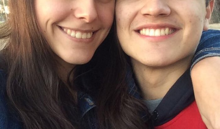 Ajude a Lara e o Samu a pagarem os vestibulares