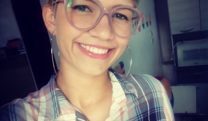 Ajude Nayara a ir para a Argentina ajudar as crianças carentes