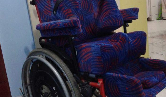 Uma cadeira de rodas para o Sr. Arildo