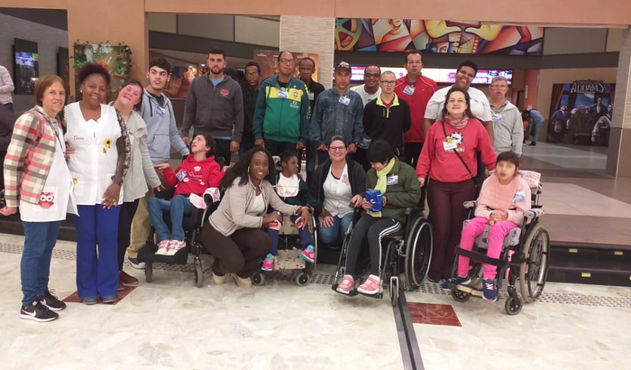 ARRECADAÇÃO DE PRENDAS PARA O BINGO DO FINAL DE ANO