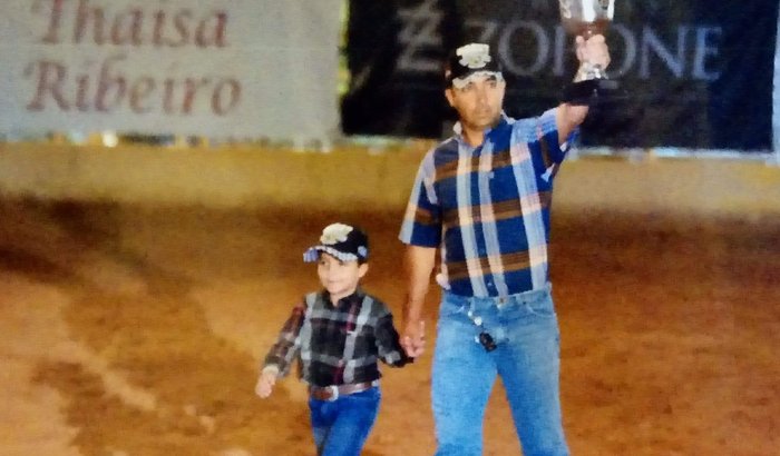 Ajude Paulinho Simões