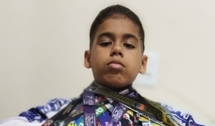 APOIEM MEU FILHO CAMPEÃO