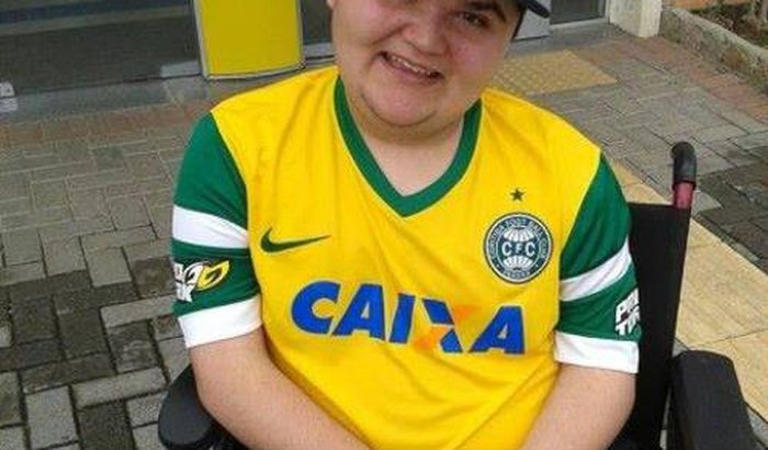 Cadeira de rodas Strike Force, futebol para cadeirantes