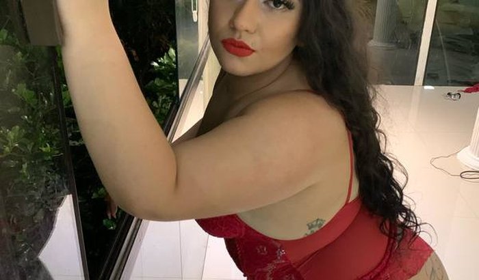 Ajuda Para Criação de conteúdo, Equipamentos e figurinos.