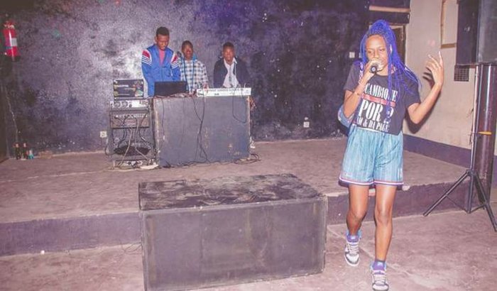 Aika em Moçambique