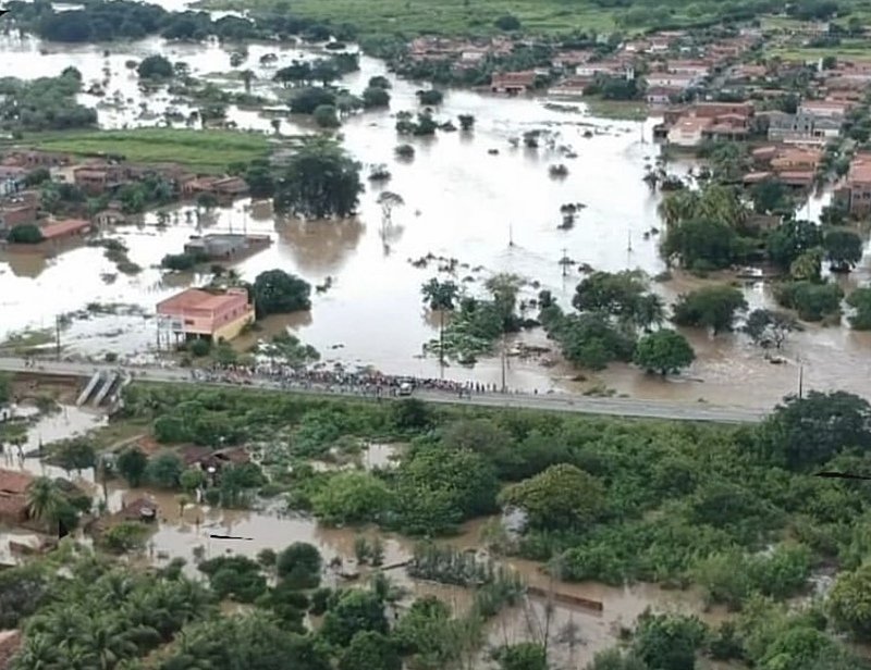 Para as famílias desabrigadas em  Hidrolândia 